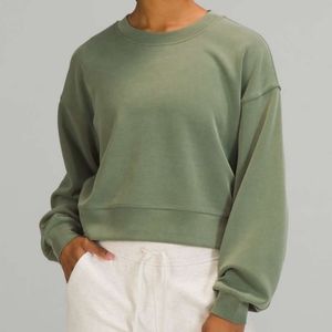 LULULEMON PERFECTLY OVERSIZED CROPPED SOFTASTREME CREW
